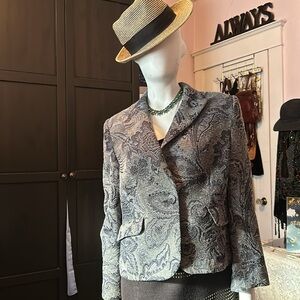 👗 # 212  Lana Lee Tapestry blazer